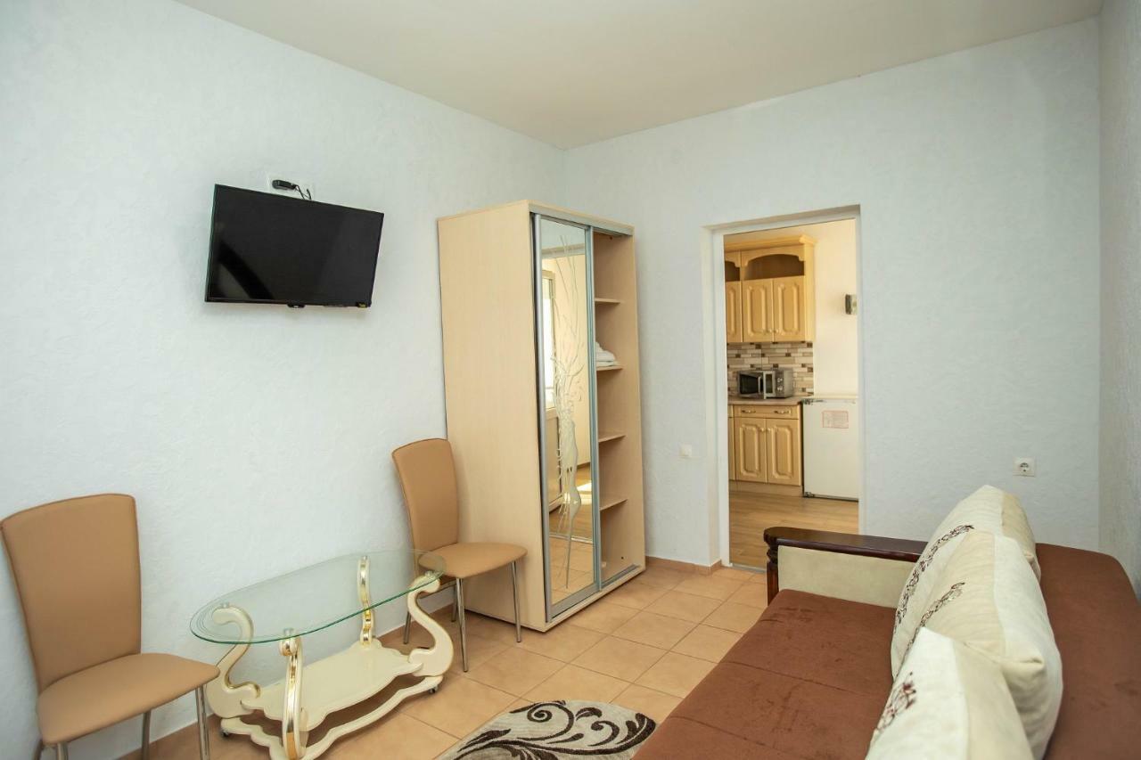 נמל זליזני Amalia Hotel מראה חיצוני תמונה