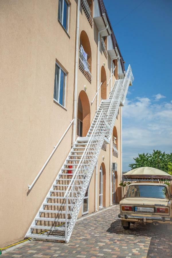 נמל זליזני Amalia Hotel מראה חיצוני תמונה