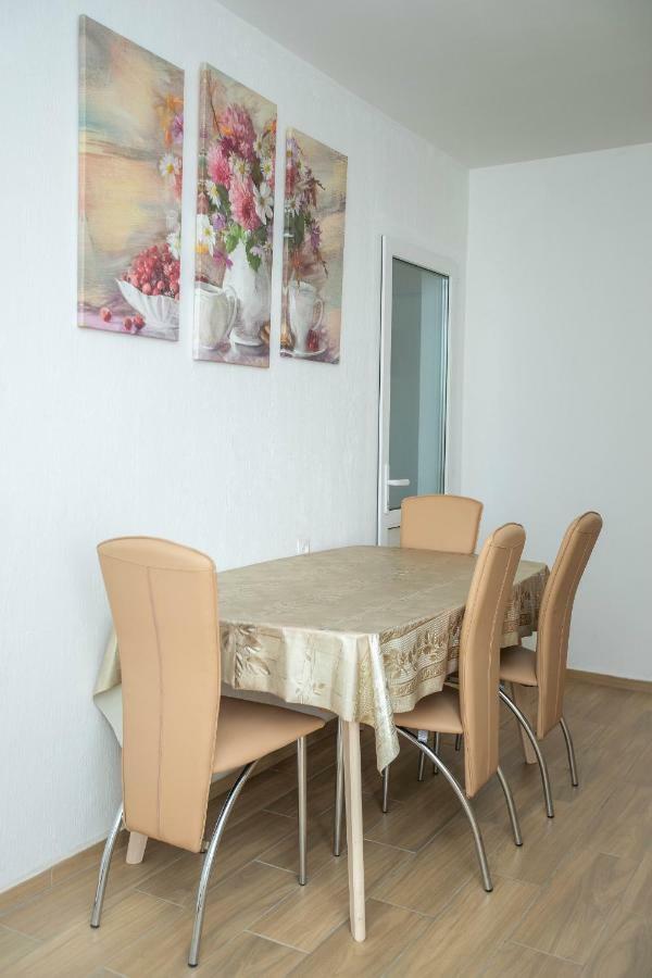 נמל זליזני Amalia Hotel מראה חיצוני תמונה